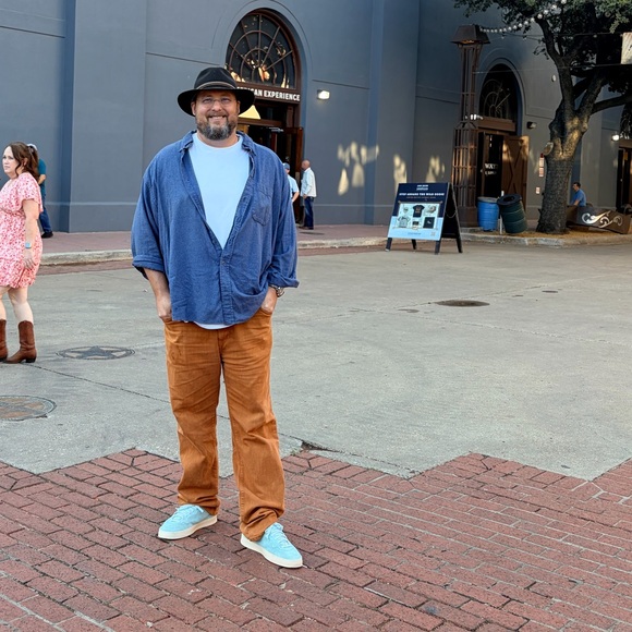 Meet your Posher, Jeff - Picture 3 of 3